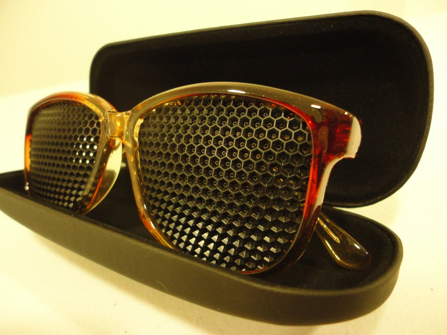 Hexagonal Pinhole Glasses - Australia